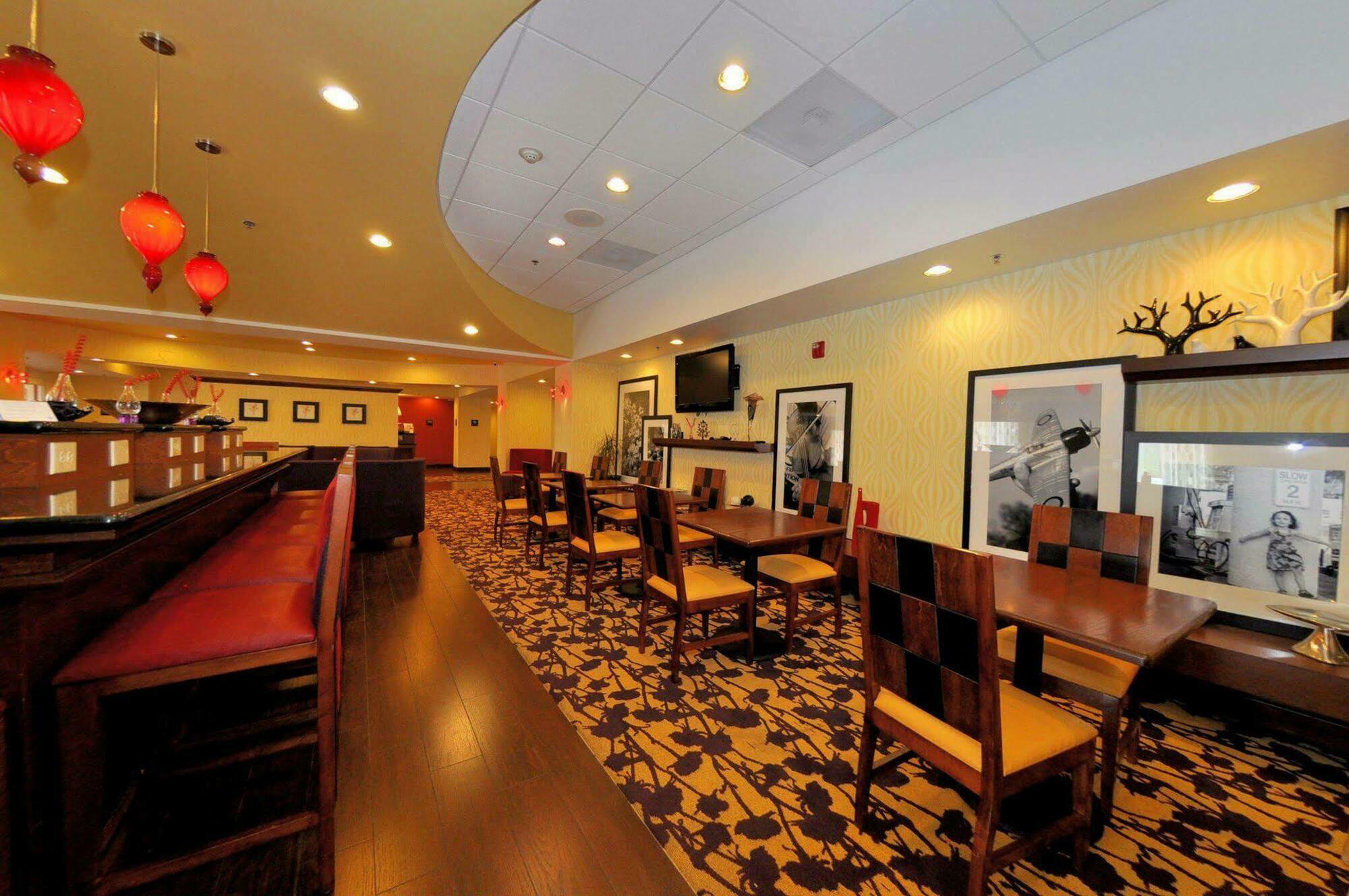 Hampton Inn Richmond - Airport Sandston Étterem fotó